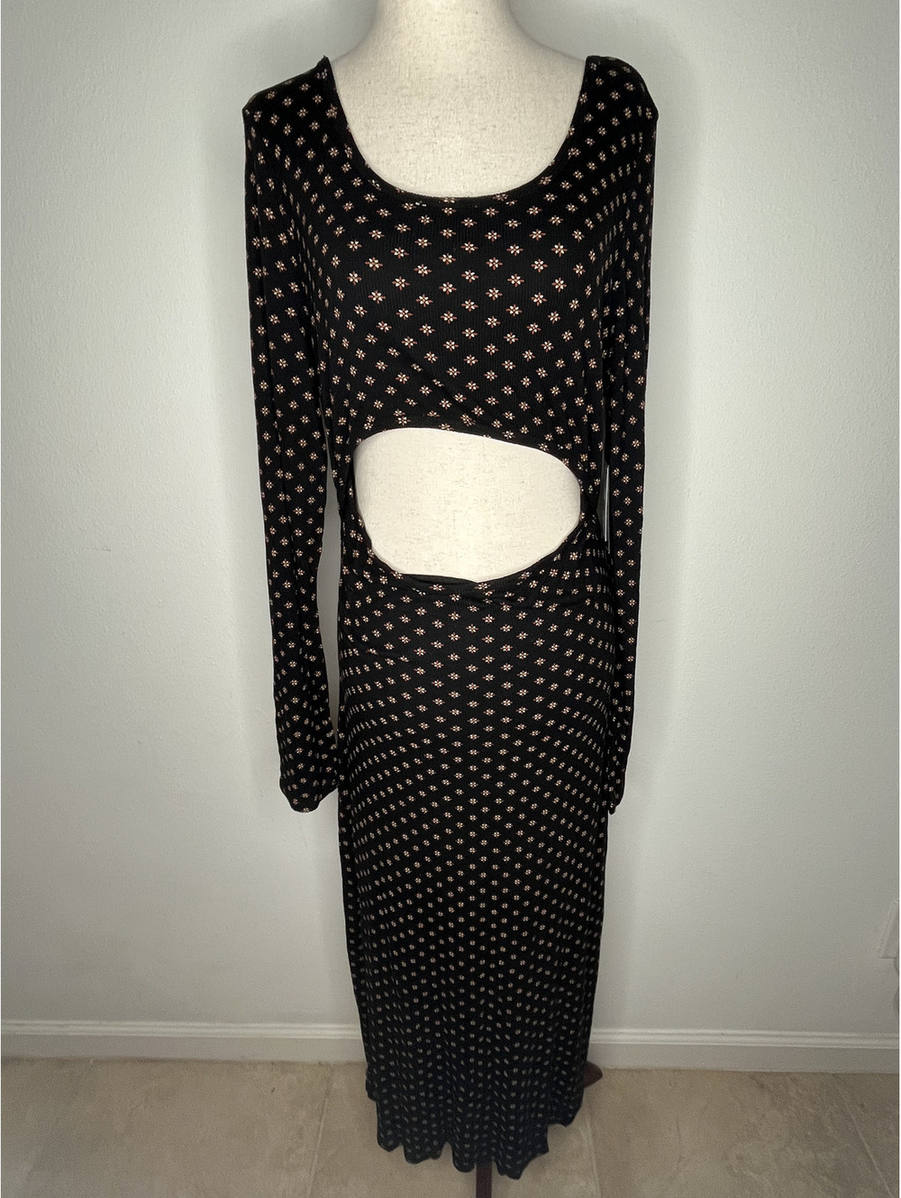 NWT Volcom Women's Black/Sential Dress Size XL(12)